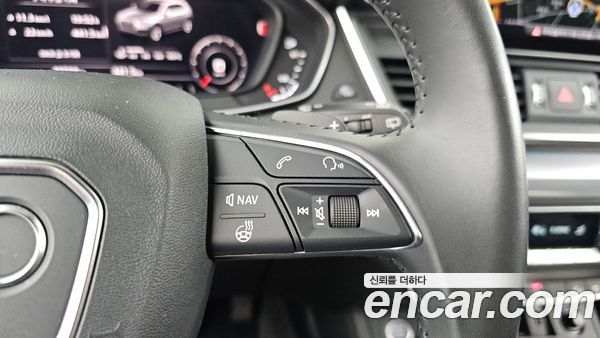 Audi Q5 2020, фото 32