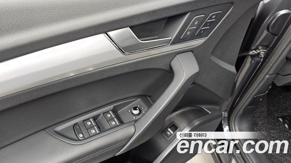 Audi Q5 2020, фото 37
