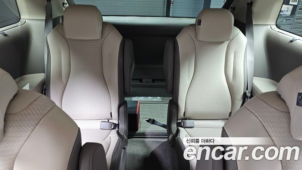 Kia Carnival 2023, фото 16