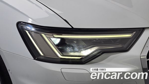 Audi A6 2021, фото 8