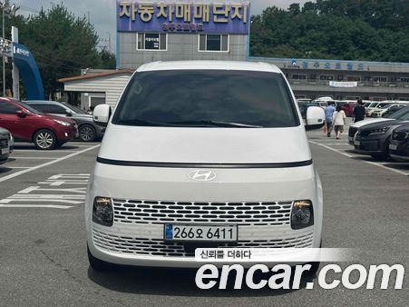 Hyundai Staria 2025, фото 3