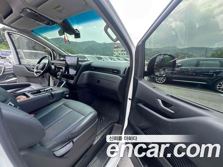 Hyundai Staria 2025, фото 9