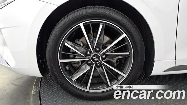 Hyundai Grandeur 2022, фото 5