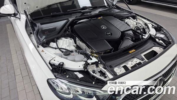 Mercedes-Benz E-Class 2026, фото 6