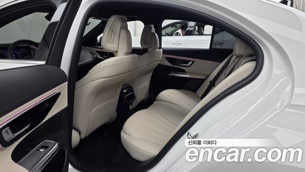 Mercedes-Benz E-Class 2026, фото 16