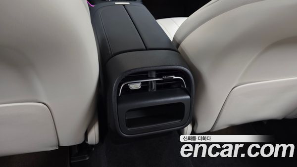 Mercedes-Benz E-Class 2026, фото 32