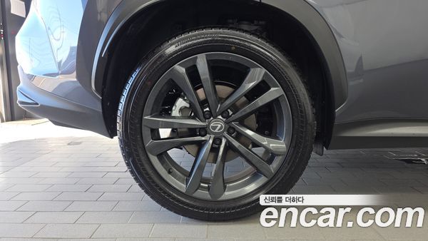 Lexus NX 2026, фото 5