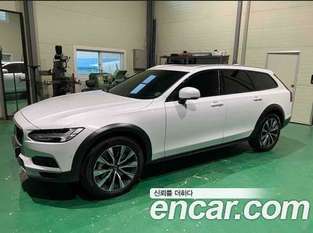 Volvo V90 2022