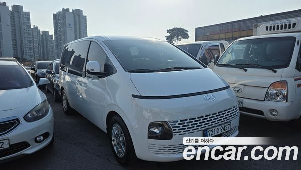 Hyundai Staria 2023, фото 2