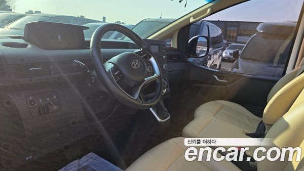 Hyundai Staria 2023, фото 4
