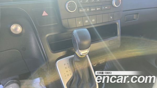 Hyundai Staria 2023, фото 6