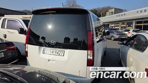 Hyundai Staria 2023, фото 10