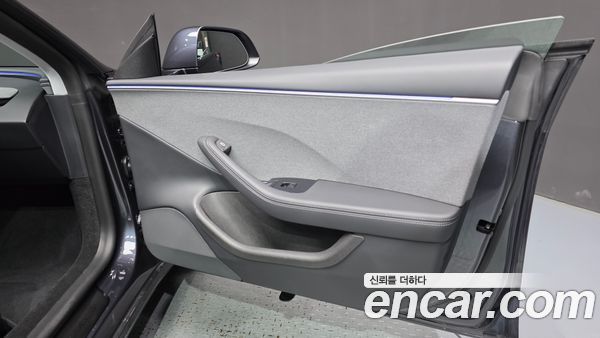 Tesla Model 3 2026, фото 14