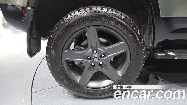 Land Rover Defender 2022, фото 5