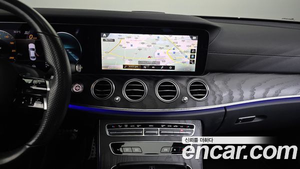 Mercedes-Benz E-Class 2021, фото 20