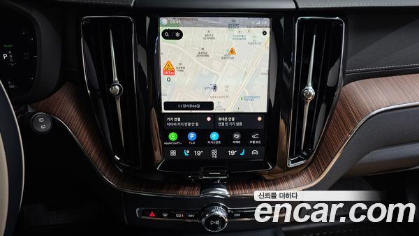 Volvo XC60 2025, фото 19