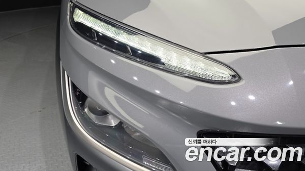 Hyundai Kona 2022, фото 8