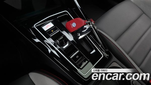 Volkswagen Golf 2024, фото 9