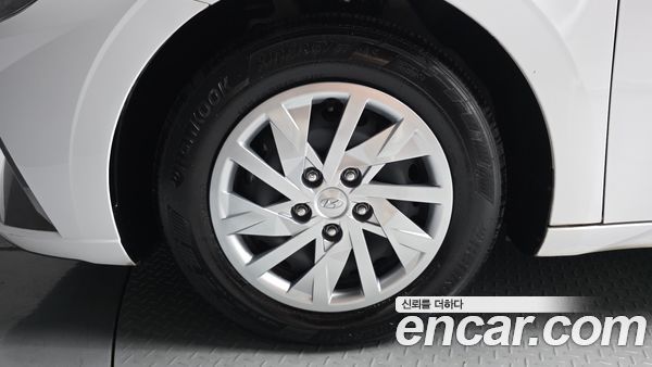 Hyundai Elantra 2021, фото 5