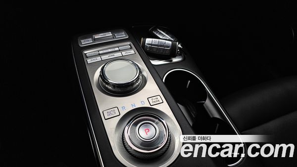 Genesis GV70 2023, фото 11