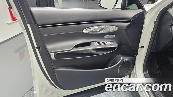 Genesis GV70 2023, фото 13