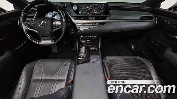 Lexus ES 2020, фото 7