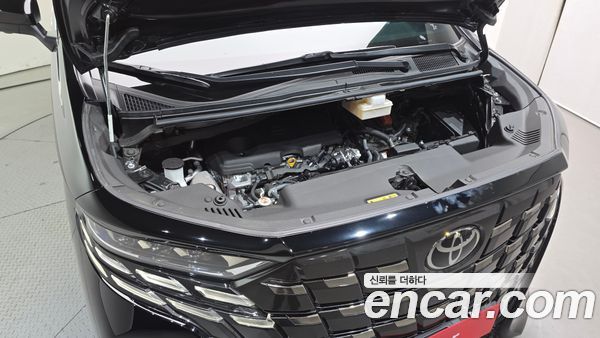 Toyota Alphard 2024, фото 6