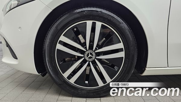 Mercedes-Benz A-Class 2021, фото 5