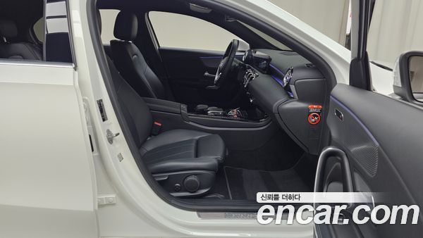 Mercedes-Benz A-Class 2021, фото 16