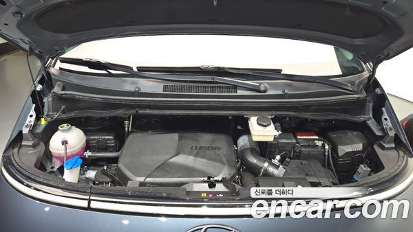 Hyundai Staria 2023, фото 6