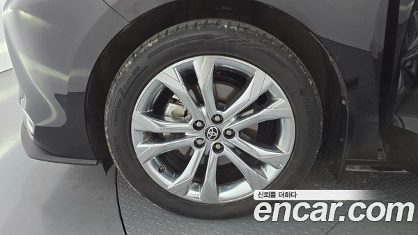 Toyota Sienna 2022, фото 5