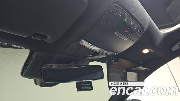 Mercedes-Benz E-Class 2021, фото 30