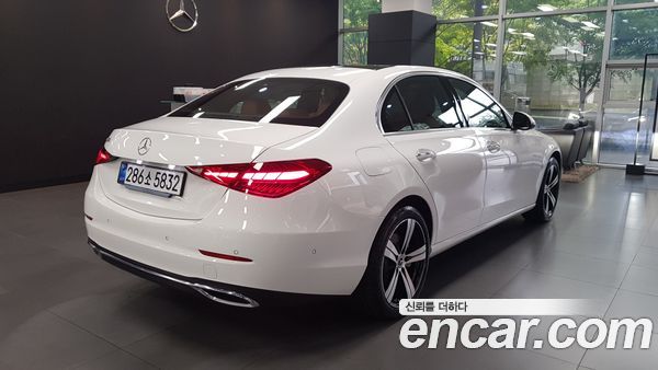 Mercedes-Benz C-Class 2026, фото 5