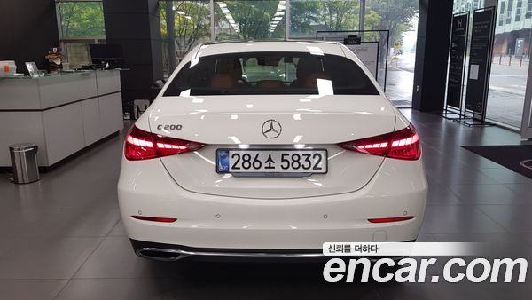 Mercedes-Benz C-Class 2026, фото 6