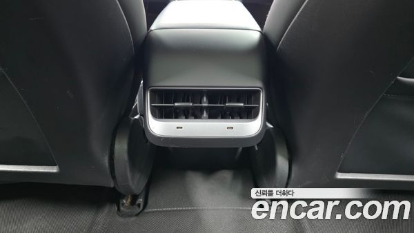 Tesla Model 3 2020, фото 28