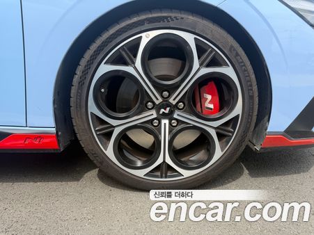 Hyundai Elantra 2025, фото 5