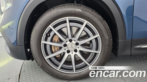 Mercedes-Benz GLB 2022, фото 5