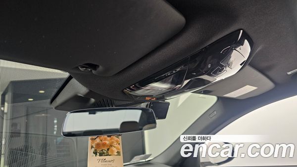 BMW 5 Series 2025, фото 29