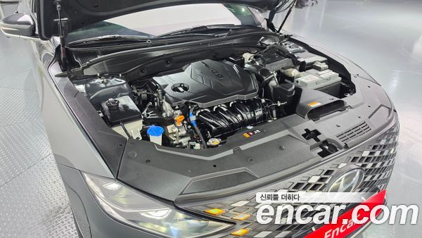 Hyundai Grandeur 2023, фото 6