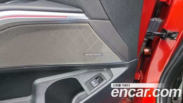 BMW 3 Series 2021, фото 35