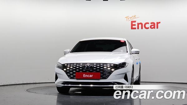 Hyundai Grandeur 2022, фото 3