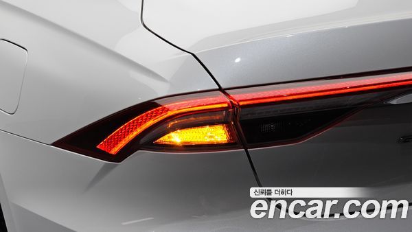 Hyundai Grandeur 2022, фото 9