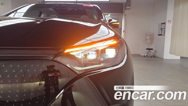 Mercedes-Benz EQE 2023, фото 7