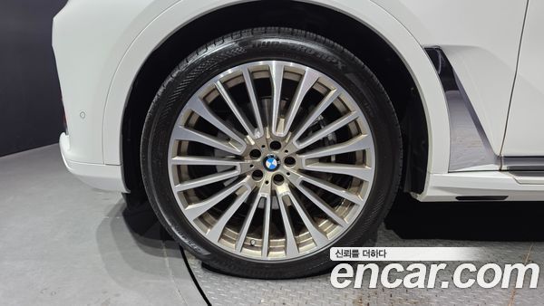 BMW X7 2021, фото 4