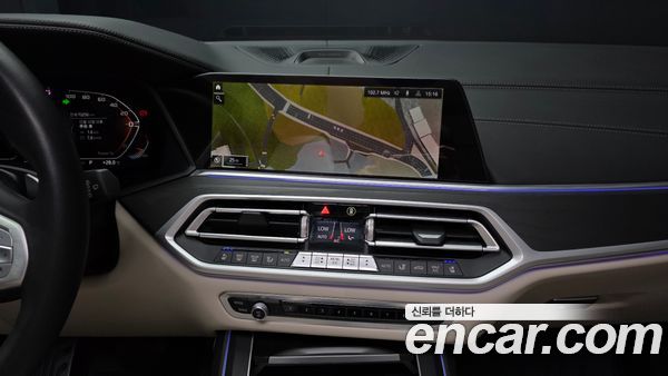 BMW X7 2021, фото 19