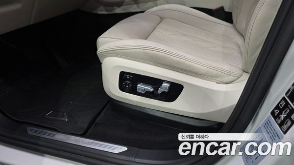 BMW X7 2021, фото 30