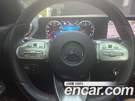 Mercedes-Benz GLA 2023, фото 14