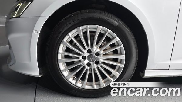 Audi A6 2020, фото 5