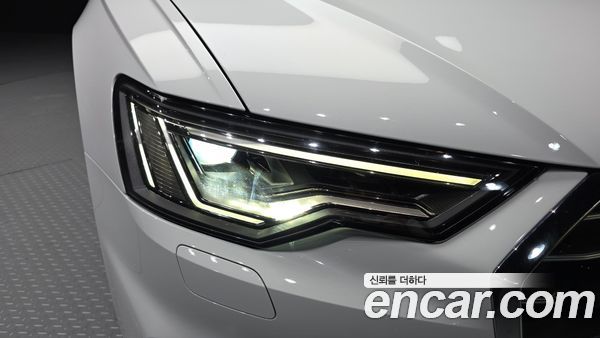 Audi A6 2020, фото 8