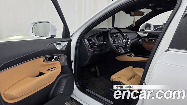 Volvo XC90 2022, фото 13